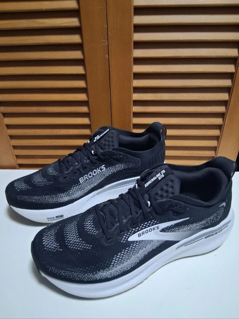 Brooks Adrenaline GTS 25 Men's Running Shoe * Size: 15 (4E) Extra Wide